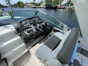 Thumbnail von Monterey 335 Sport Yacht Pura Vida