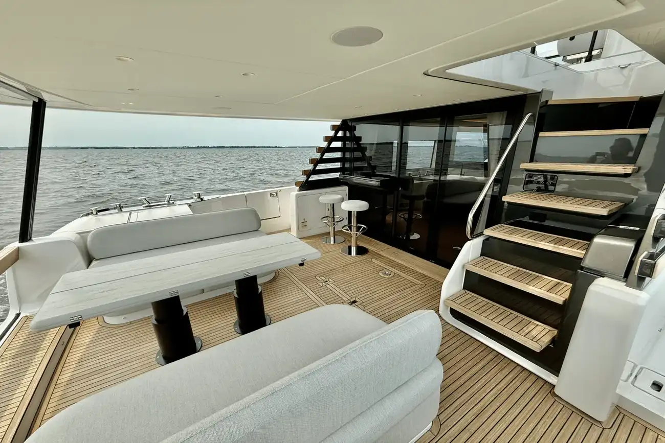 Thumbnail von Azimut 60