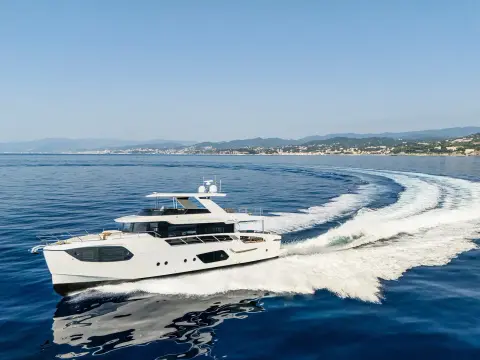 Absolute Navetta 70