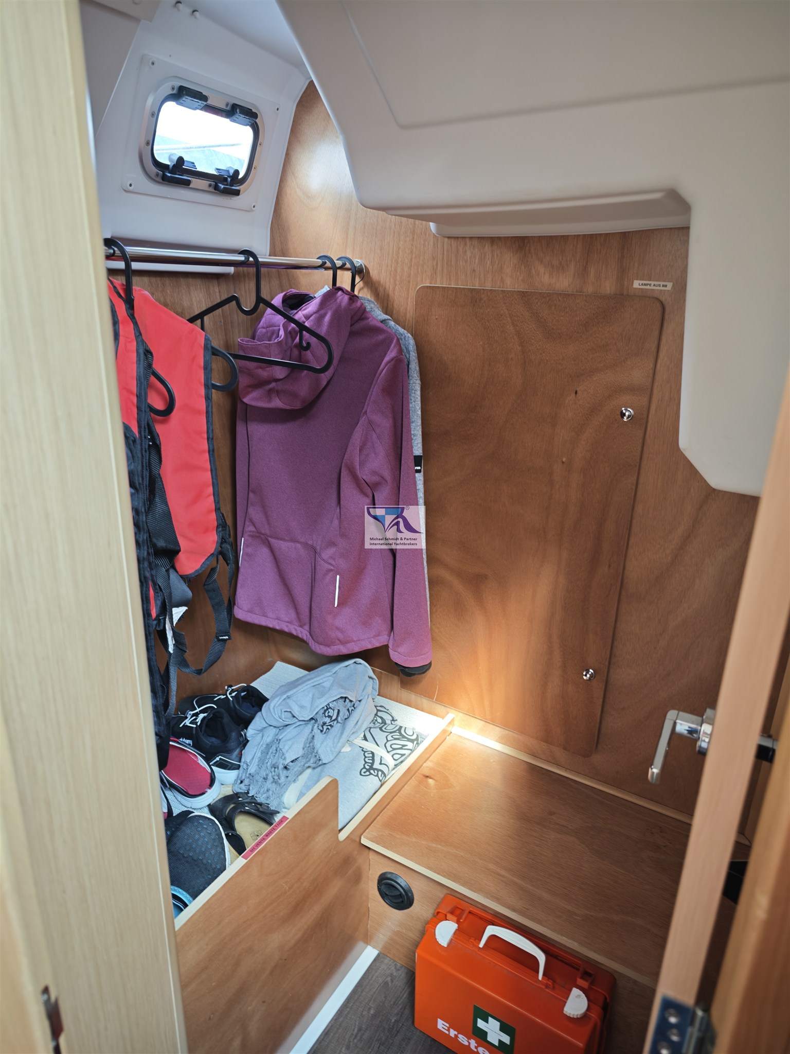 Thumbnail von Beneteau OCEANIS 35.1