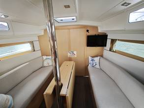 Thumbnail von Beneteau OCEANIS 35.1