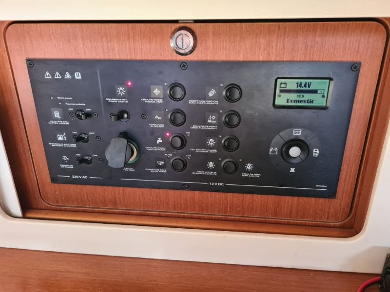 Thumbnail von Bénéteau Oceanis 41