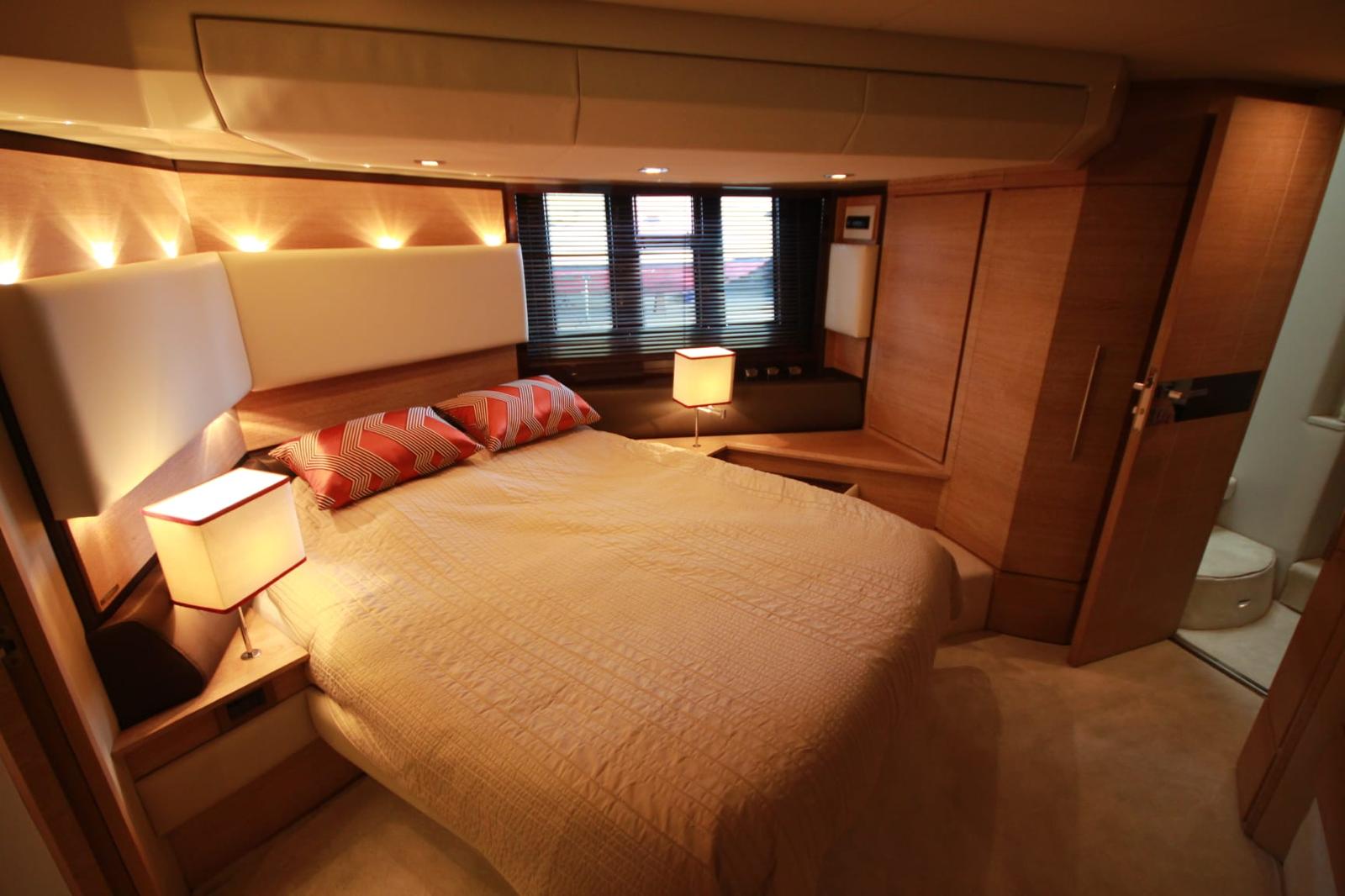 Thumbnail von Azimut 58