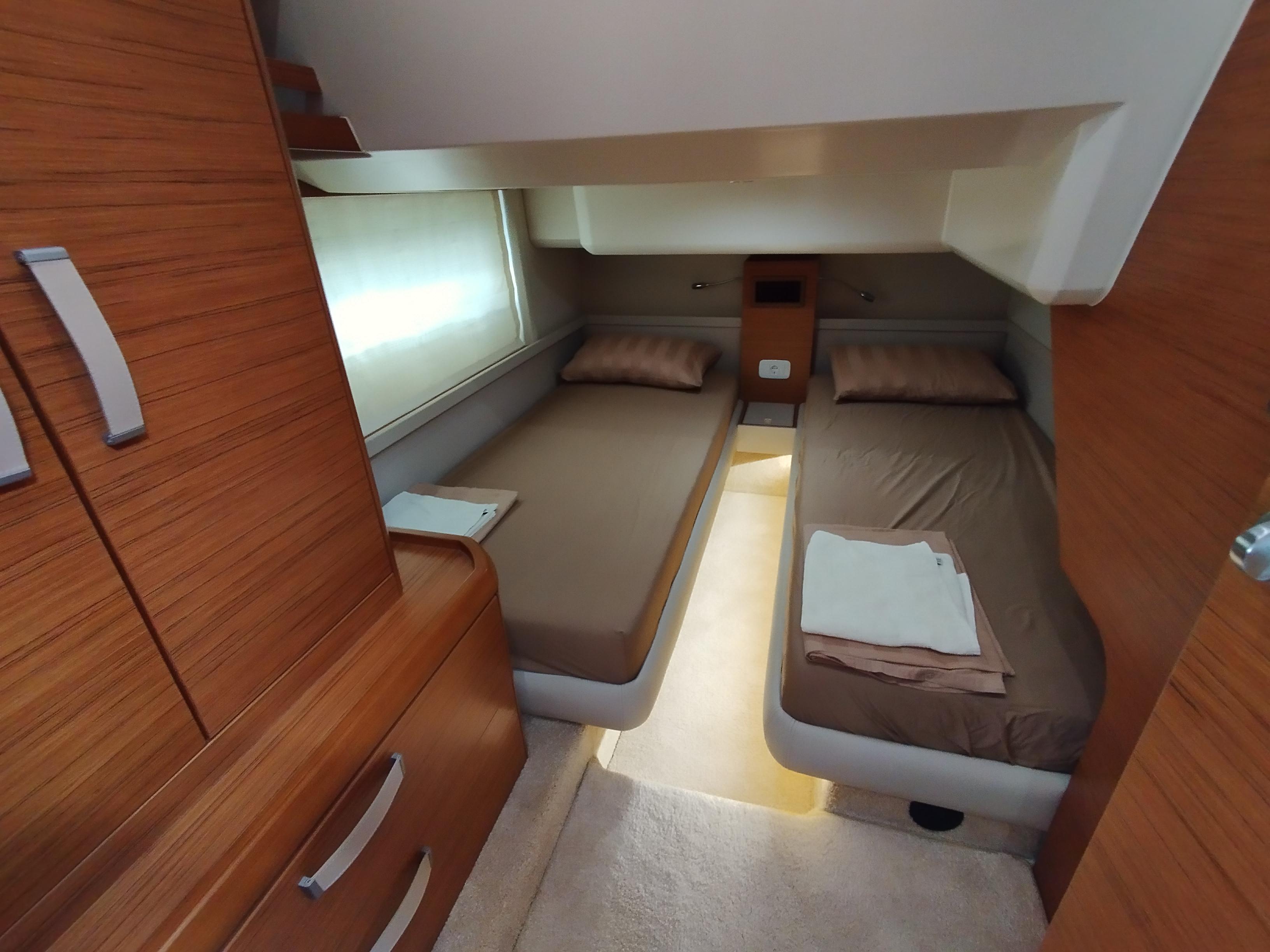 Thumbnail von Greenline 48