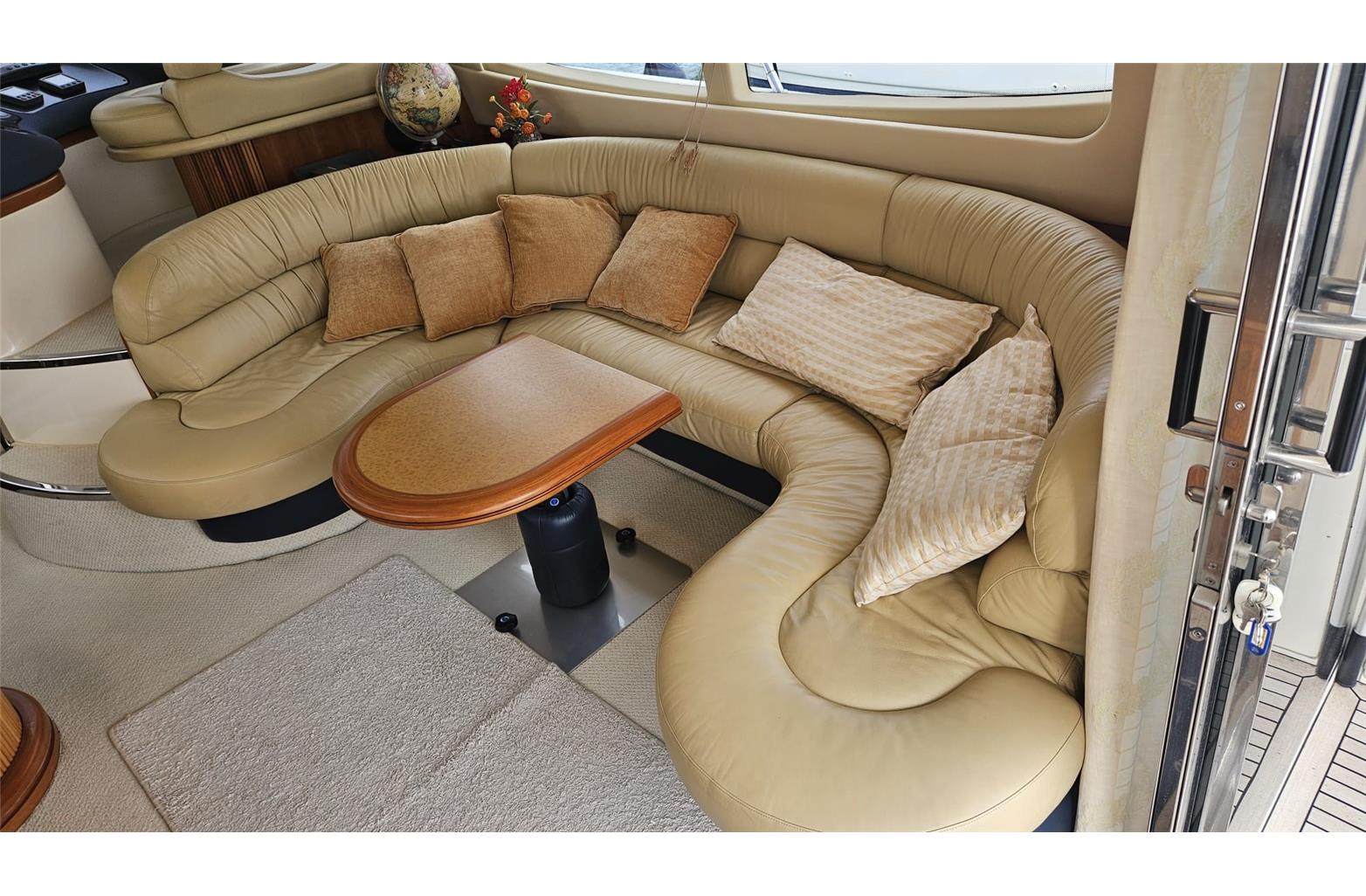 Thumbnail von Azimut 46