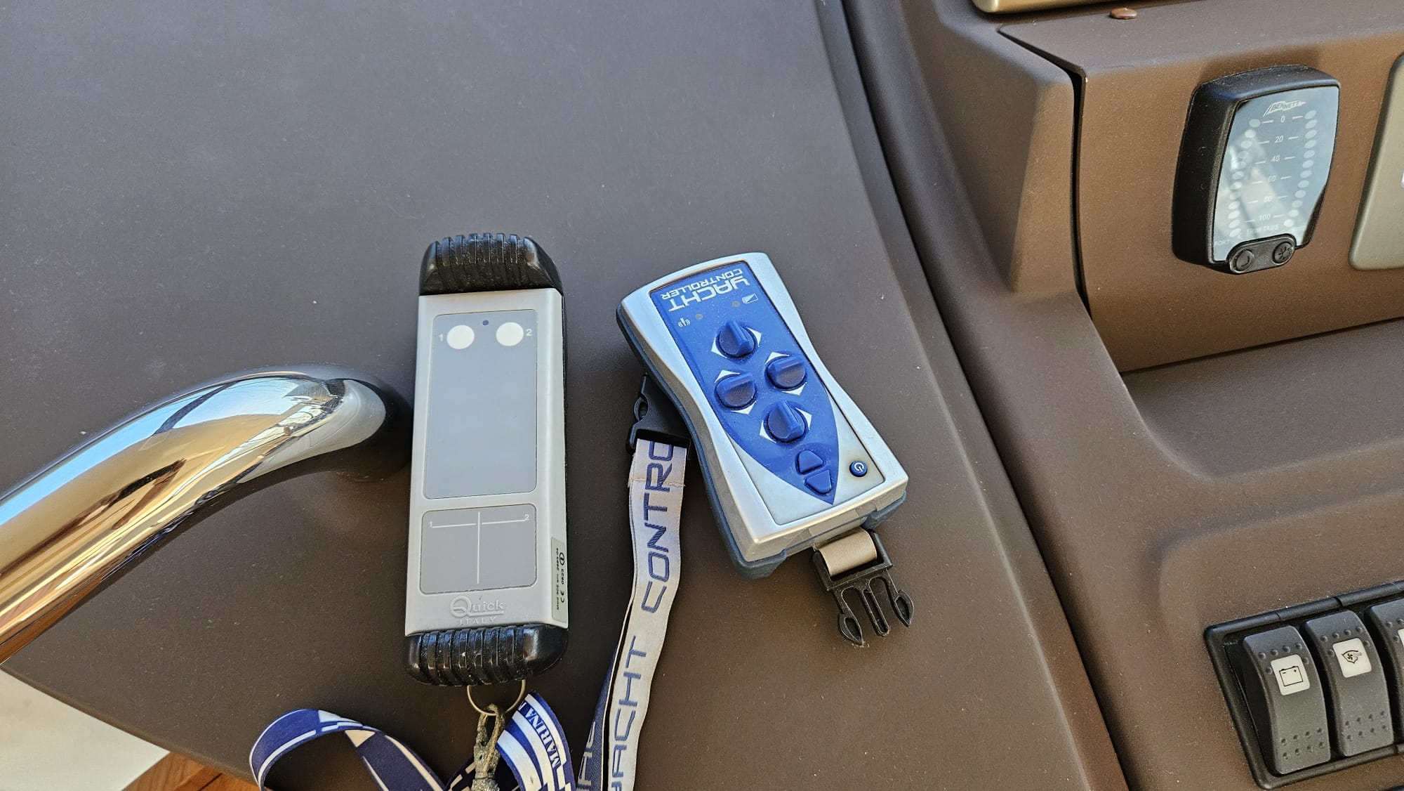 Thumbnail von Azimut 43