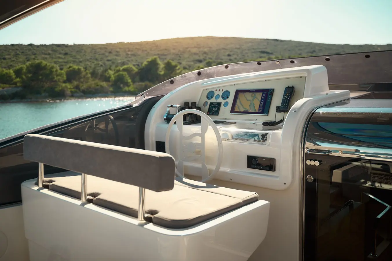 Thumbnail von Ferretti Yachts 95 DAMARI