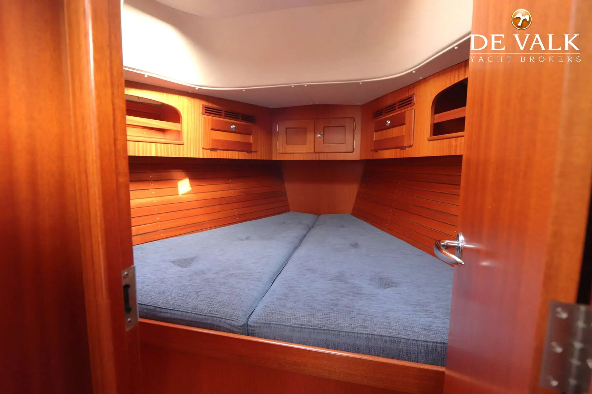 Thumbnail von Hallberg-Rassy 342