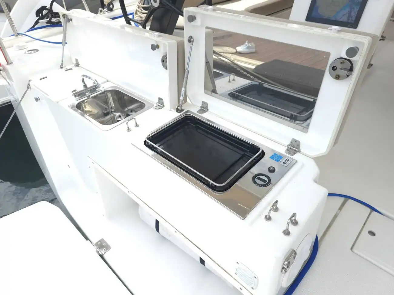 Thumbnail von Dufour 390 Grand Large