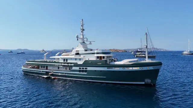 Pendennis 55m STEEL