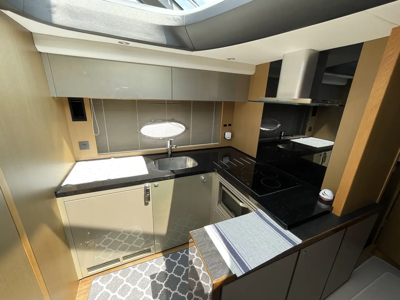 Thumbnail von Princess V52 ROCCO