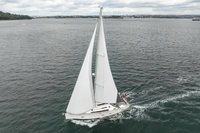 Bavaria Cruiser 51 Pinot G