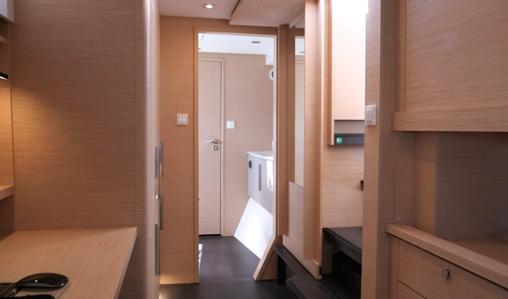 Thumbnail von Fountaine Pajot FP41