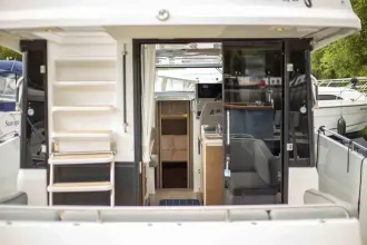 Thumbnail von Delphia 11 Flylounge Mardis Gras (retained by vendor)