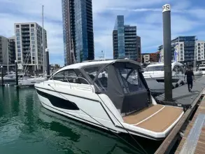 Thumbnail von Sealine S335 Neues Boot bereit zum Losfahren