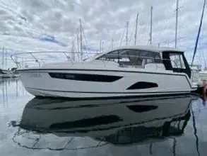 Thumbnail von Sealine C330 Karma