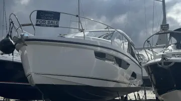 Thumbnail von Sealine C330 Lelia