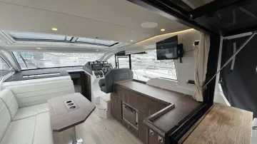 Thumbnail von Sealine C330 Lelia