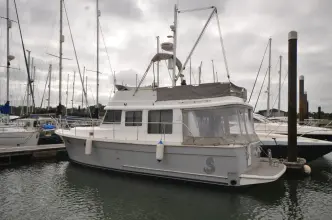 Thumbnail von Beneteau Swift Trawler 34 Olive