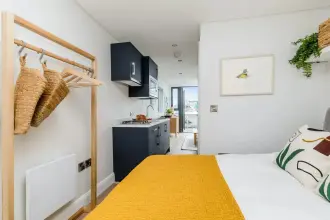 Thumbnail von Bluefield M250 Future order M250 Floating Home @ Limehouse