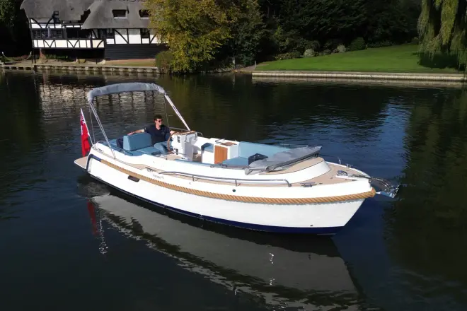 Interboat Intender 850