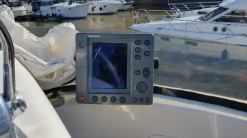 Thumbnail von Sealine F33 Spring Mist