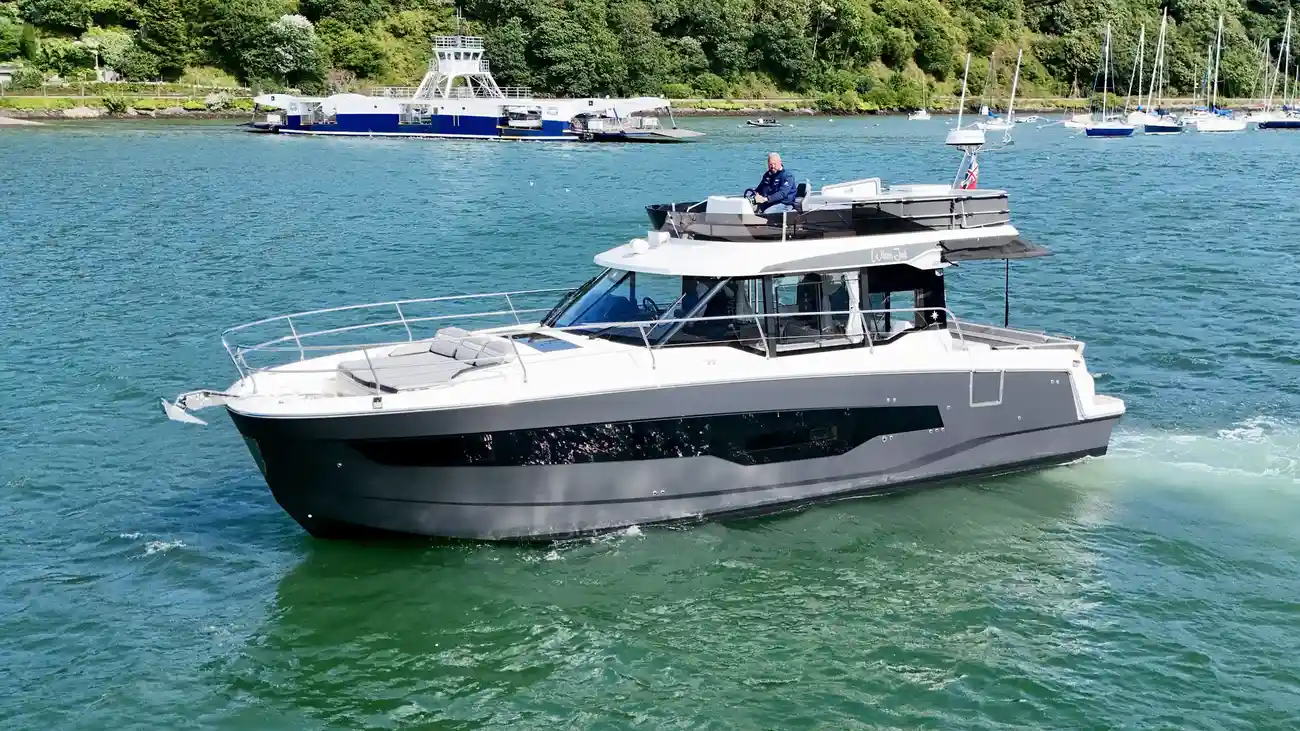 Jeanneau Merry Fisher 1295 Fly