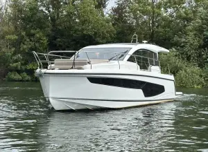 Thumbnail von Sealine C335