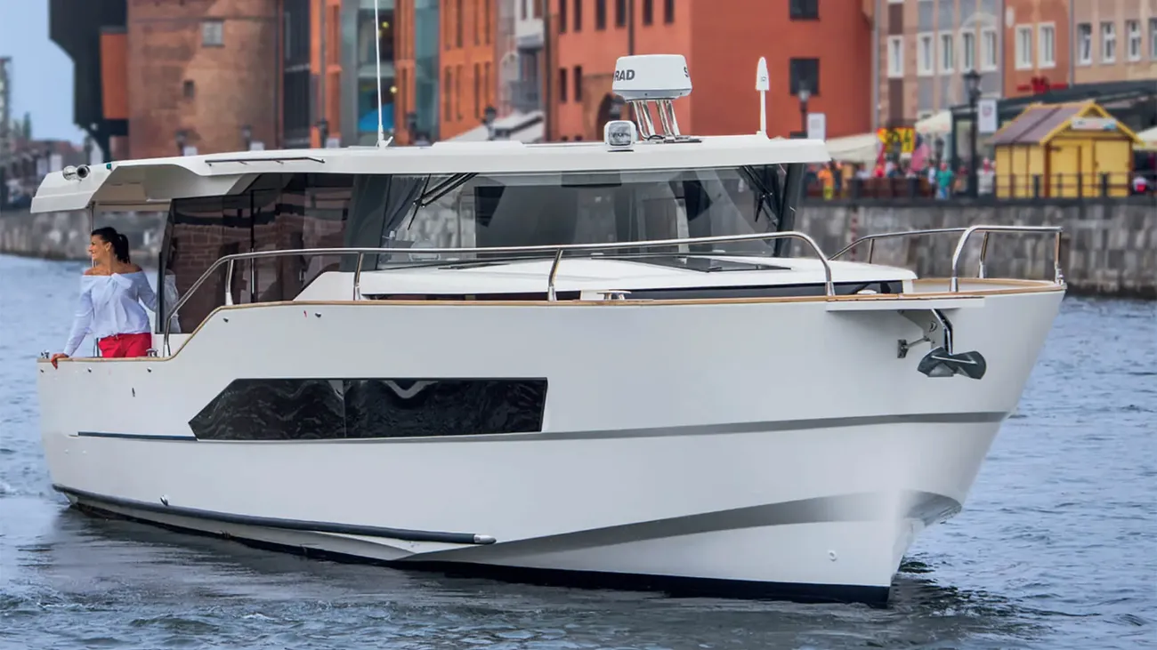 Delphia 12 Sedan DE 012 NEW BUILD