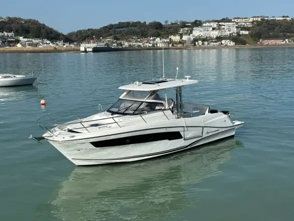Jeanneau Cap Camarat 10.5 WA S2 Spritzer