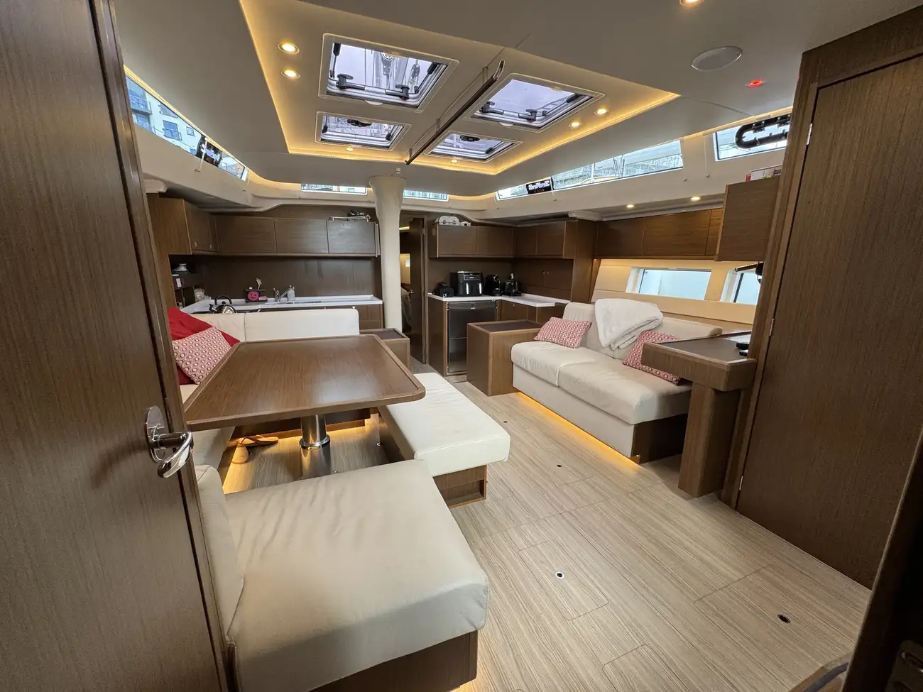 Thumbnail von Bavaria C57 Makara