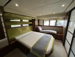 Thumbnail von Broom 430 STUNNING MASTER CABIN