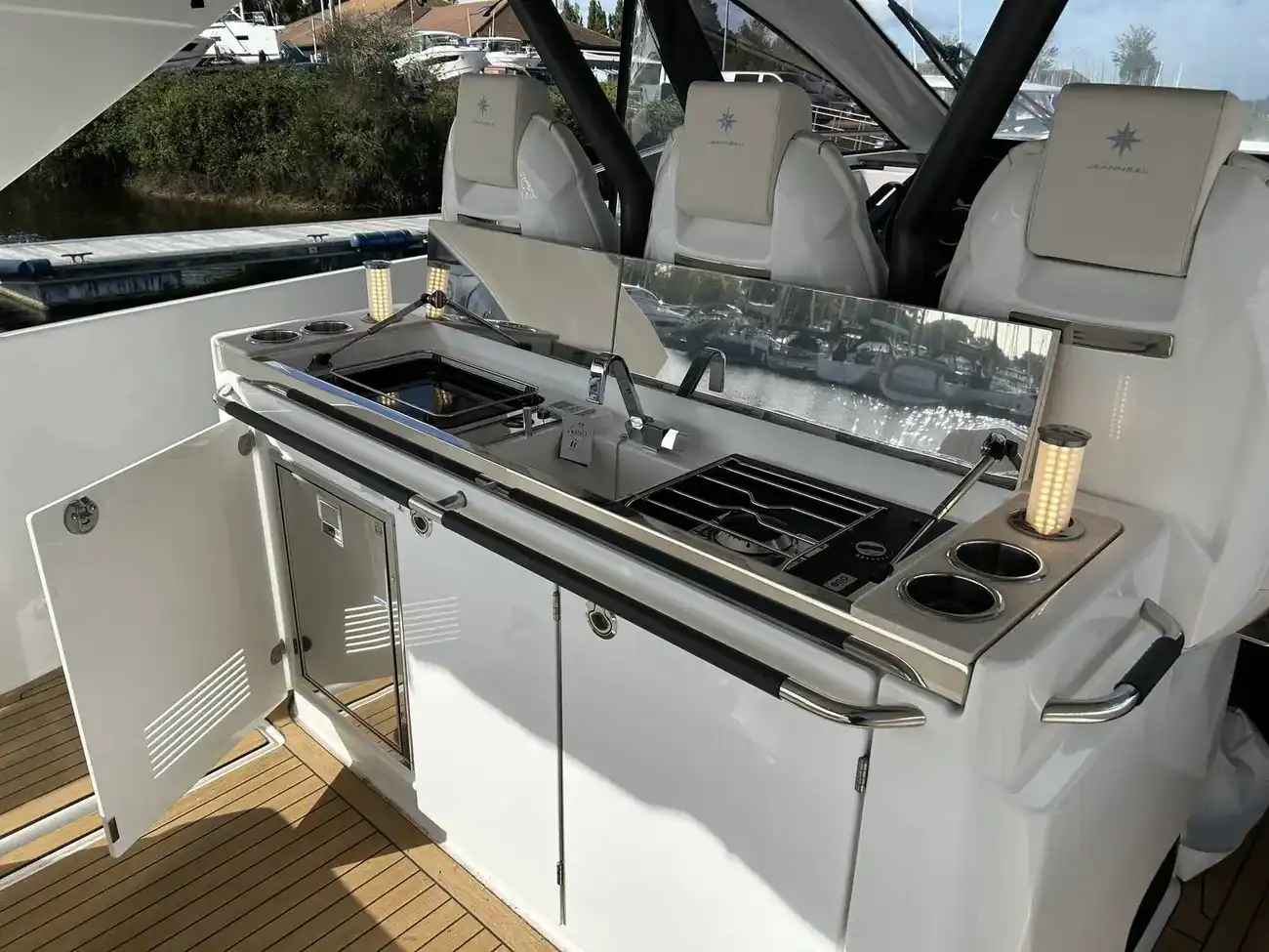 Thumbnail von Jeanneau DB 37 IB