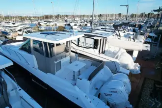 Thumbnail von Jeanneau Cap Camarat 10.5 WA S2
