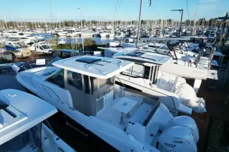 Thumbnail von Jeanneau Cap Camarat 10.5 WA S2