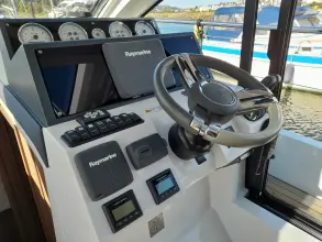 Thumbnail von Sealine C330 Tip-Sea