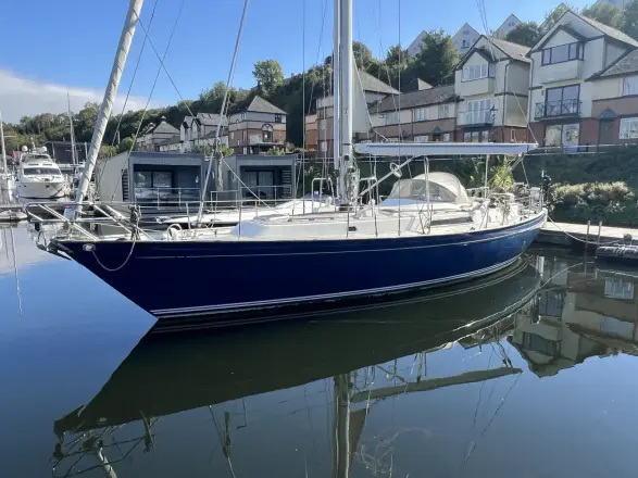 Camper &amp; Nicholsons 476 Lady of La Mancha