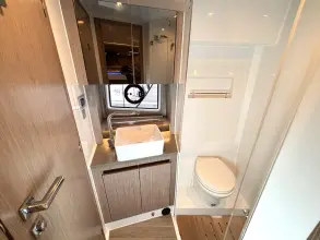 Thumbnail von Sealine S390 Presents as new