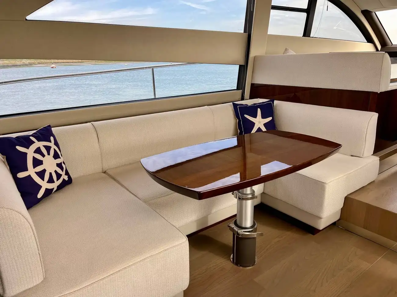 Thumbnail von Fairline Squadron 50