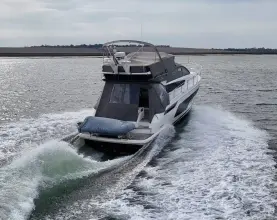 Thumbnail von Fairline Squadron 50
