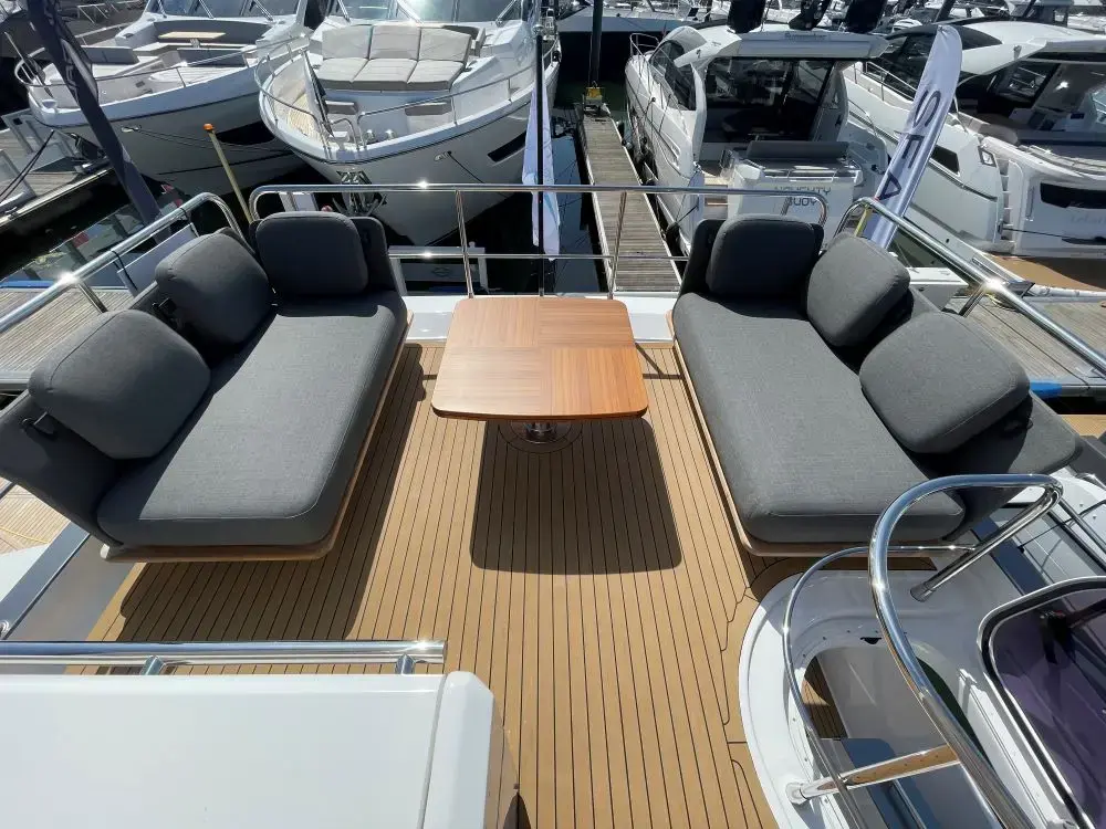 Thumbnail von Azimut 50 FLYBRIDGE