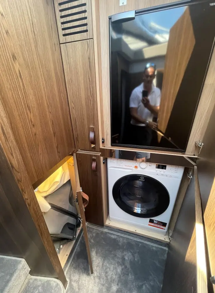 Thumbnail von Azimut 50 FLYBRIDGE