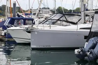 Thumbnail von Beneteau Oceanis 30.1 Lotty
