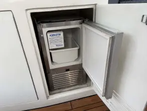 Thumbnail von Fountain 48 Express Cruiser FLOOR IT