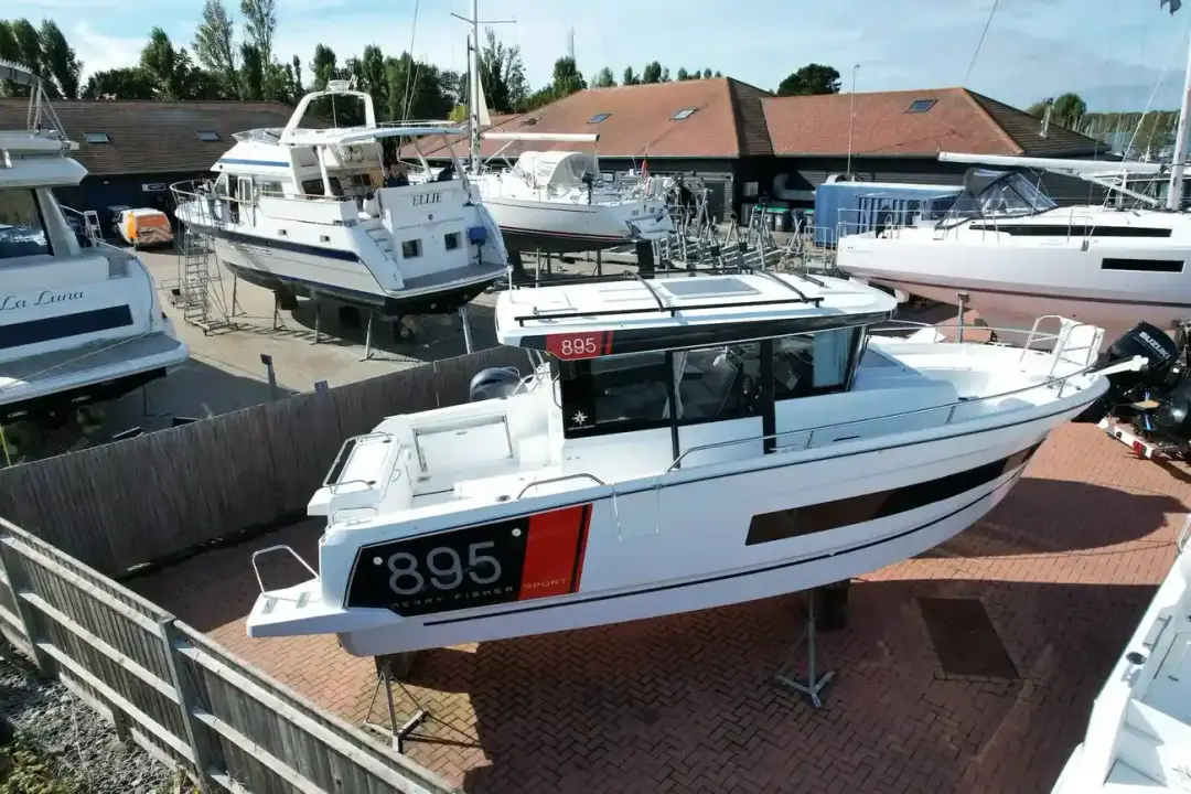 Jeanneau Merry Fisher 895 Sport