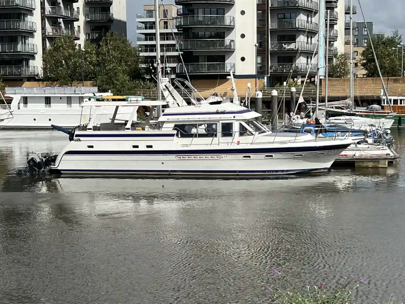 Trader 575 Signature Sunliner ILE D'ESPRIT