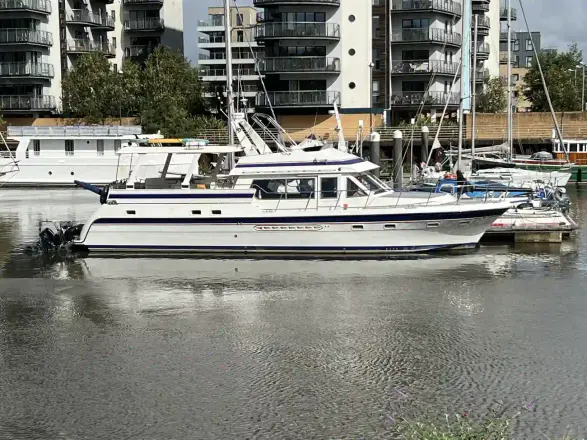 Trader 575 Signature Sunliner ILE D'ESPRIT