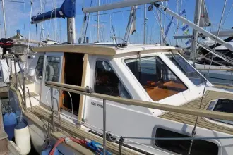 Thumbnail von Nauticat 331 Ambassador