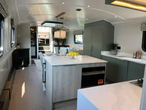 Thumbnail von Waterspace Living 70` Greenwich 70 Luxury Widebeam at Poplar Marina