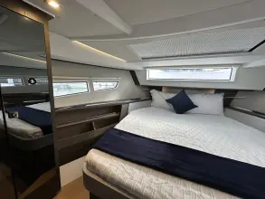 Thumbnail von Sealine C335 As New Condition